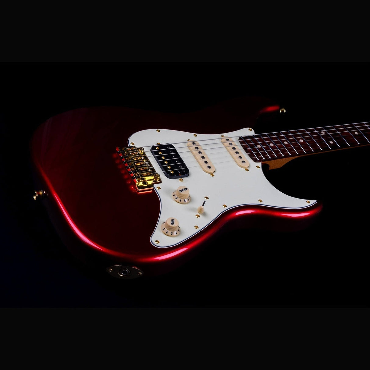 JET JS-480 WR G S-style Elektrische Gitaar HSS Alnico V Tremolo Rosewood Toets Wijnrood met Gouden Hardware