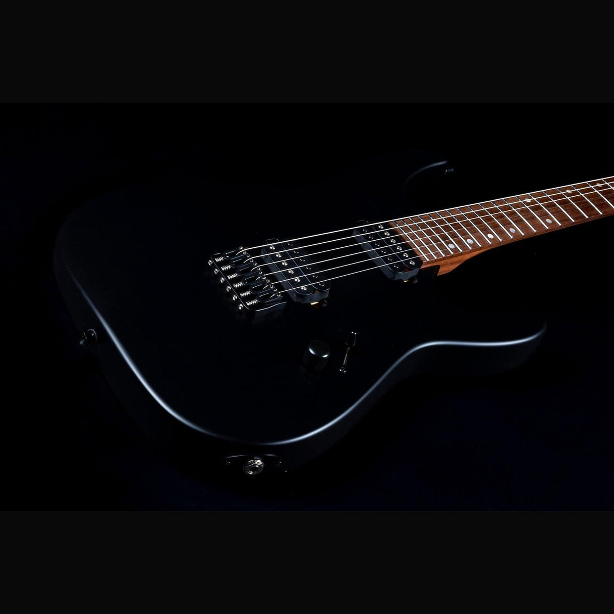 JET JS-501 BK Stygian S-style Elektrische Gitaar HH Vaste Brug Rosewood Toets Satijn Zwart