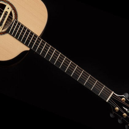 Cort Cut Craft Limited – Massief Myrtlewood, Europese Spar, Multiscale & L.R. Baggs M80