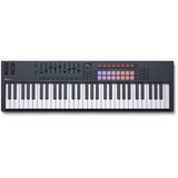 Novation FLkey2 61 master keyboard met 61 toetsen, 16 pads en 9 faders