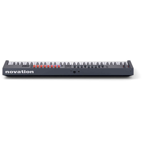 Novation FLkey2 61 master keyboard met 61 toetsen, 16 pads en 9 faders