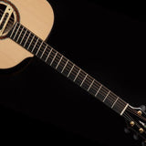 Cort Cut Craft Limited – Massief Myrtlewood, Europese Spar, Multiscale & L.R. Baggs M80