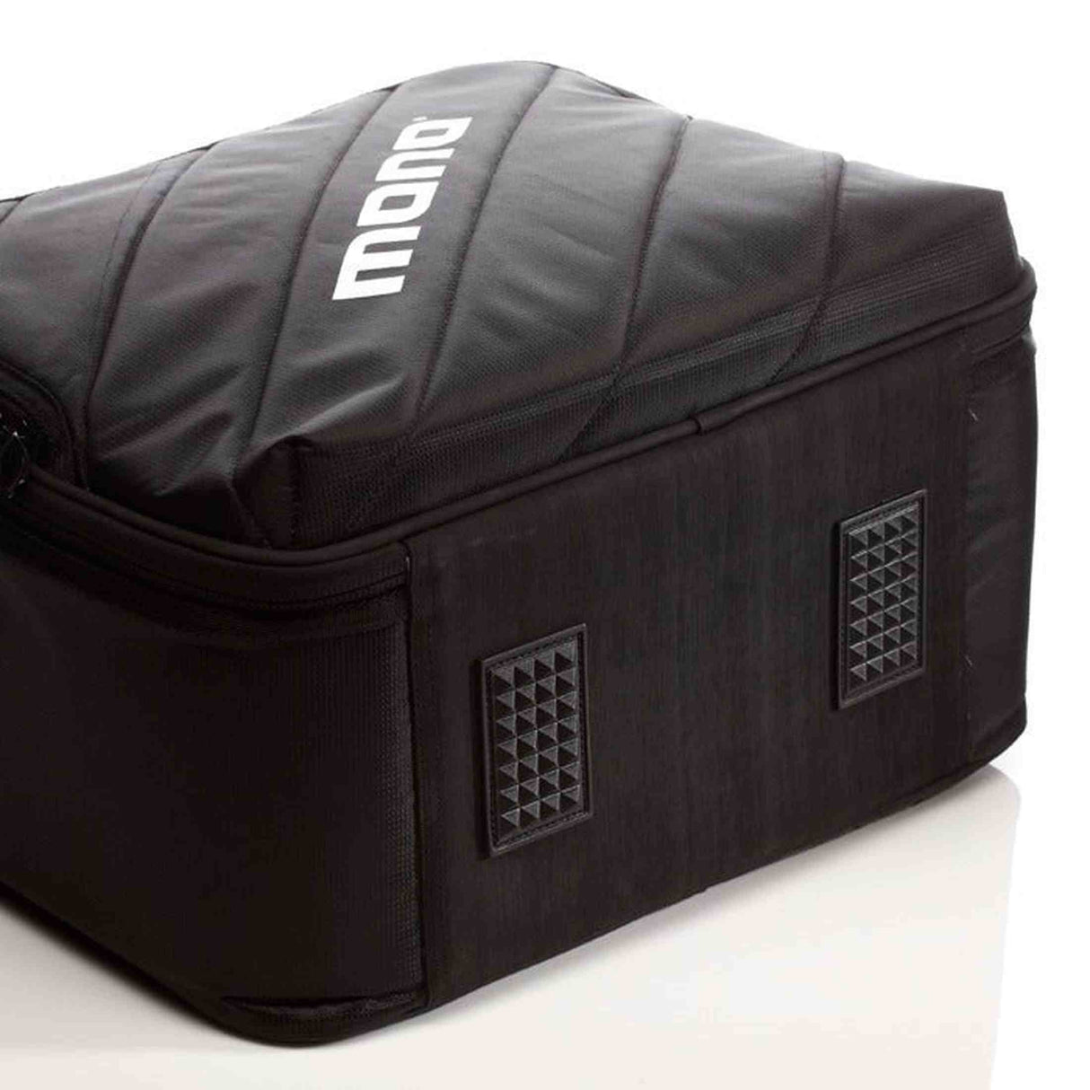 MONO Double Pedal Case Black gigbag voor enkel of dubbel bassdrum pedaal met Sharkskin bescherming