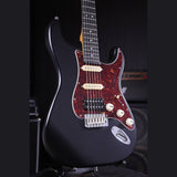 Patina PS-4 BK S-style Elektrische Gitaar HSS Alnico V Nitro Paulownia Body Roasted Maple Hals Zwart